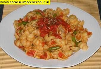 gnocchi-con-fagiolini-e-pomodori